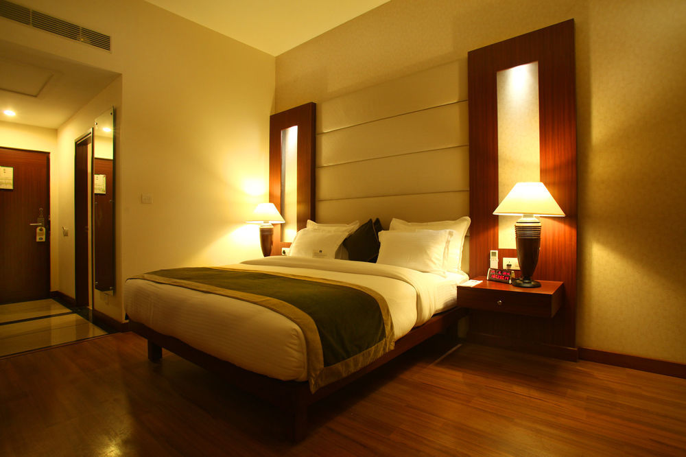 Continent Nakodar Hotel & Resorts Exterior photo